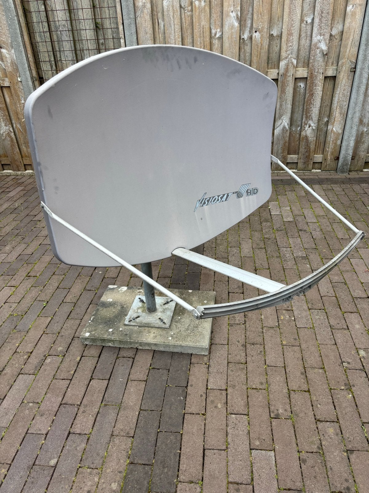 Visiosat Big Bisat schotelantenne met standaard, Ophalen of Verzenden, Gebruikt, (Schotel)antenne, Overige merken