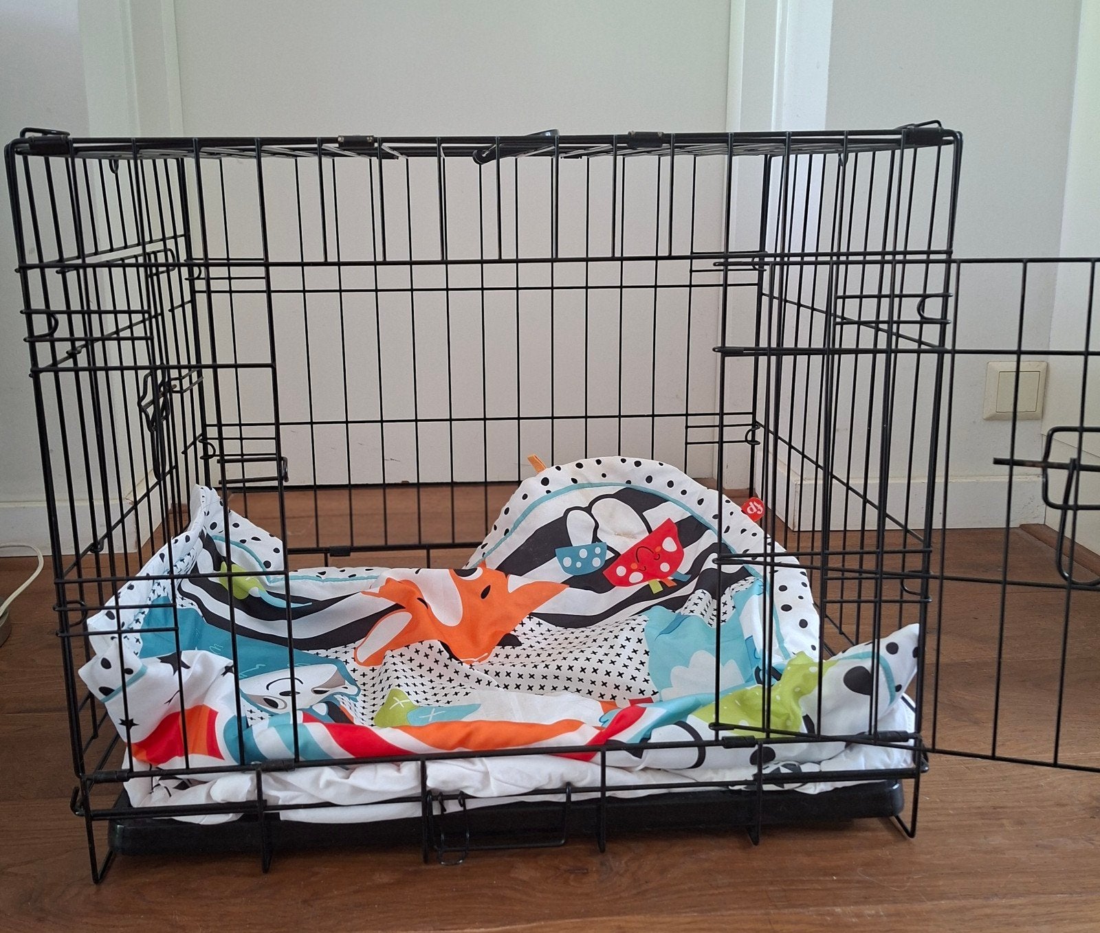 Bench voor pup., Dieren en Toebehoren, Hondenhokken, Ophalen, Gebruikt, Minder dan 65 cm, Minder dan 75 cm