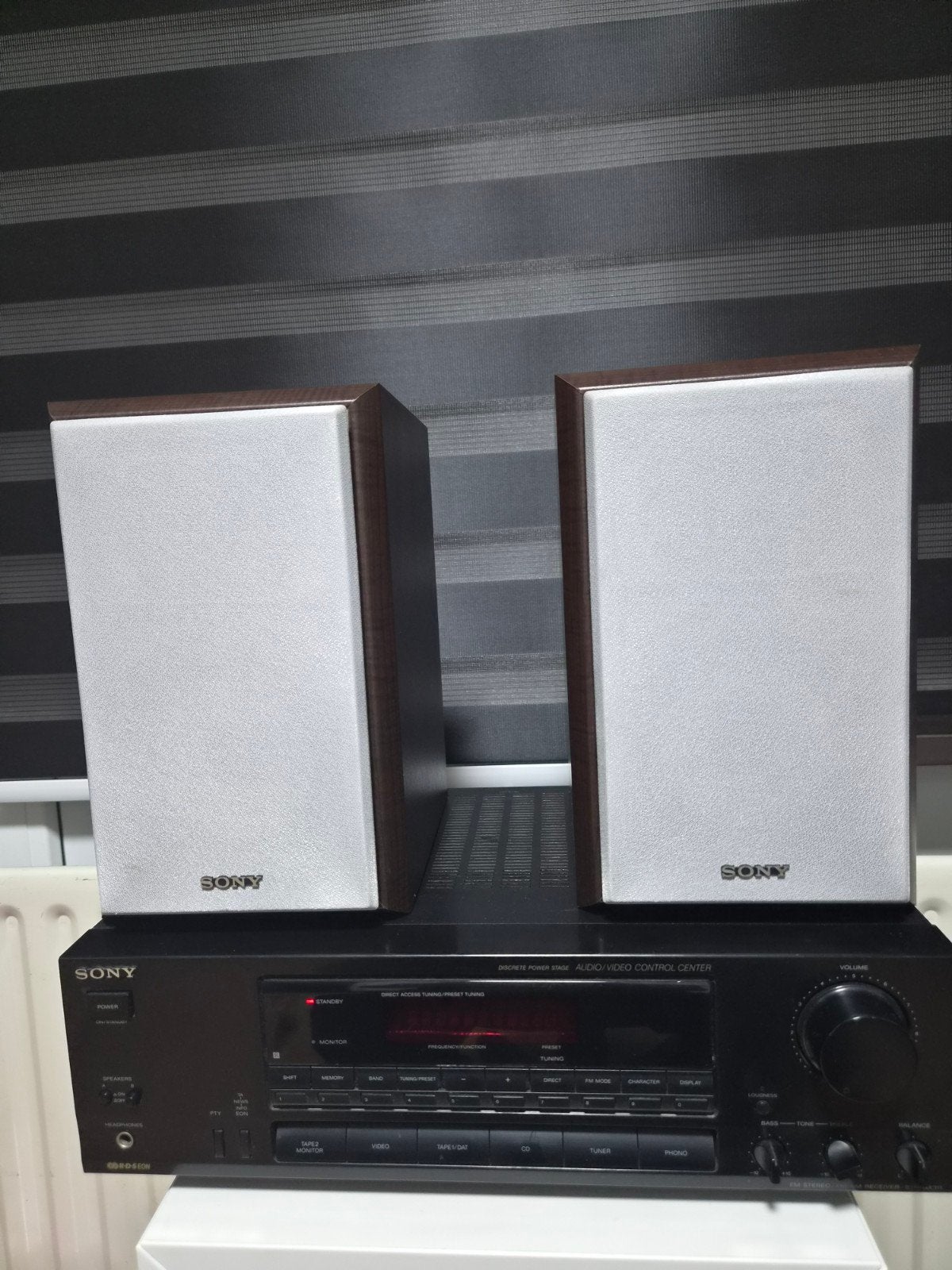 Sony Audio Video Control Center met speakers, Ophalen