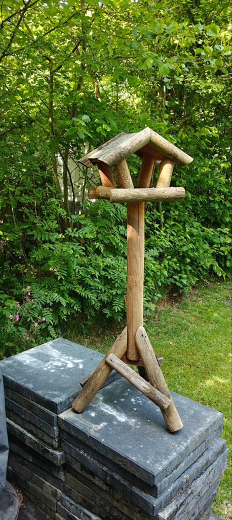 Vogelhuisje, Ophalen, Zo goed als nieuw