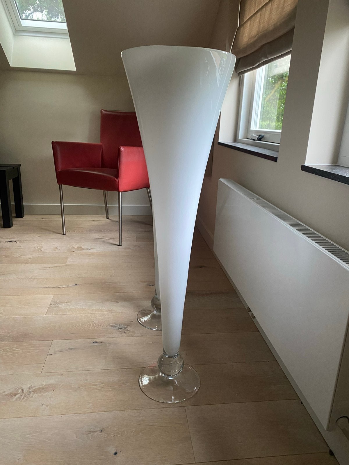 Set van 2 melkglazen vazen, 1 meter hoog, Ophalen, Zo goed als nieuw, Wit, Glas