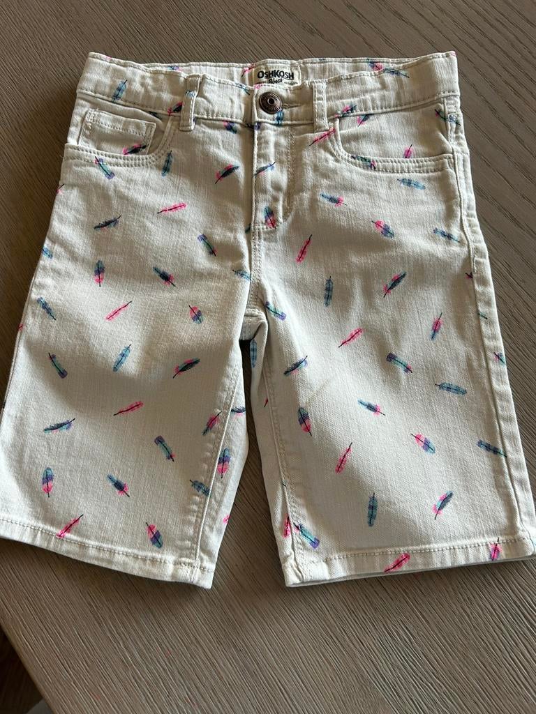 Bermuda maat 116 Oshkosh, Ophalen of Verzenden, Zo goed als nieuw, Meisje, Broek
