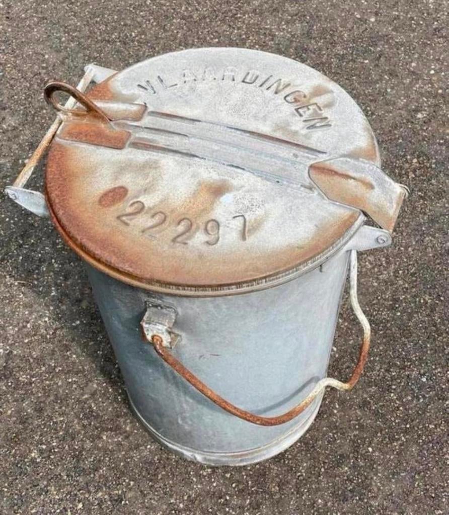 Vintage Zinken Vuilnisemmer Vlaardingen, Antiek en Kunst, Ophalen