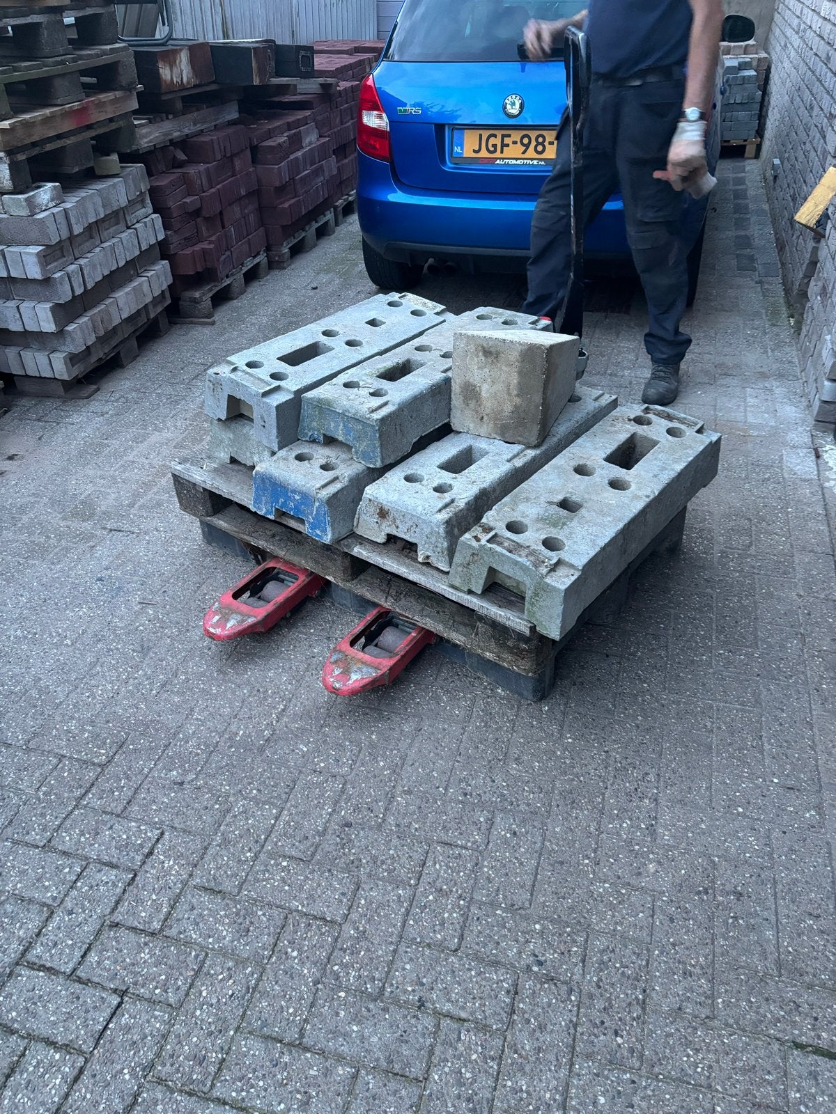 6 Composiet voetblokken voor stabiele bouwhekken, Doe-het-zelf en Verbouw, Ophalen of Verzenden, Gebruikt