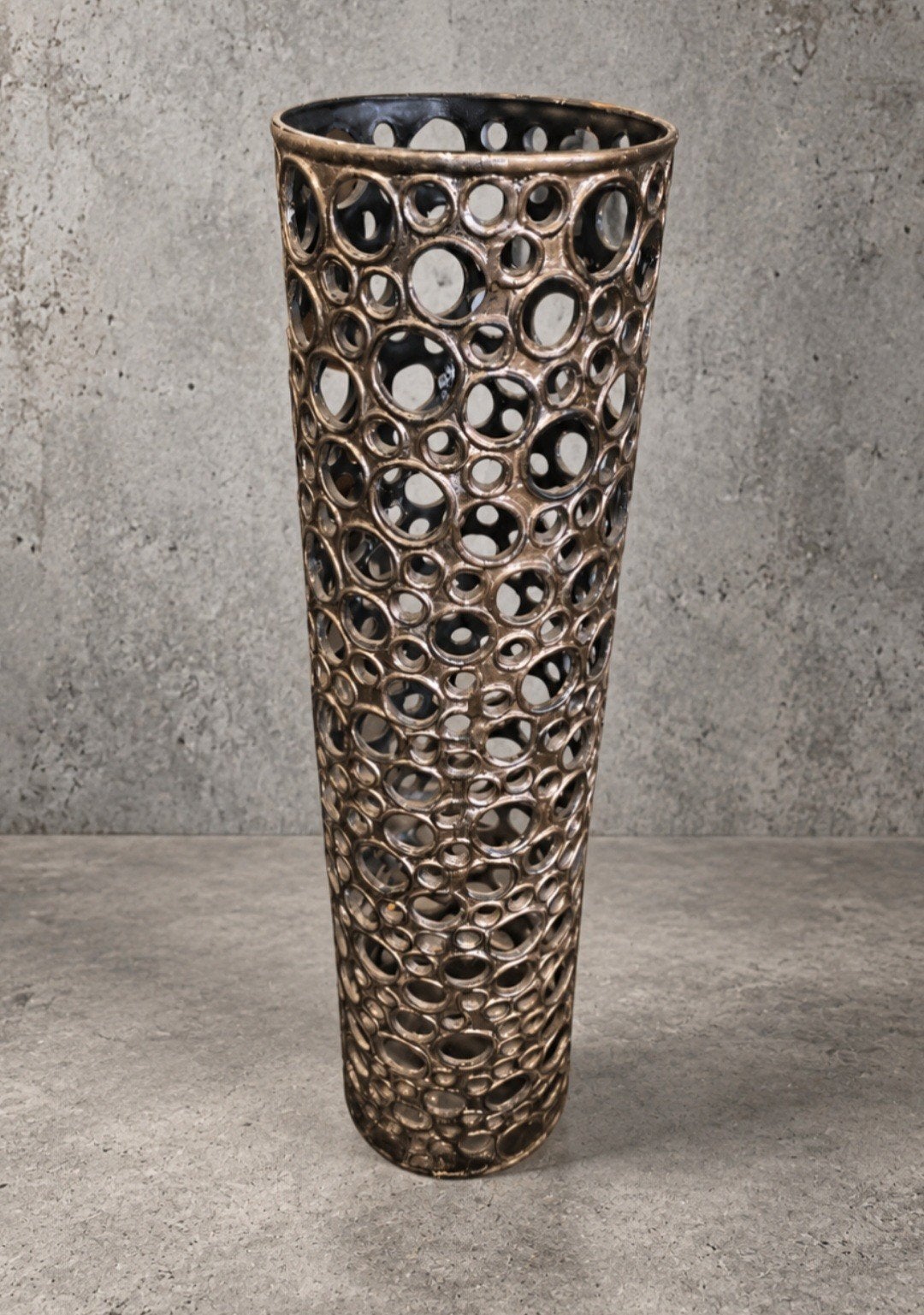 grote metalen vloer vaas / ornament 80cm, Geschikt voor buiten, Bruin, Ophalen of Verzenden, Zo goed als nieuw