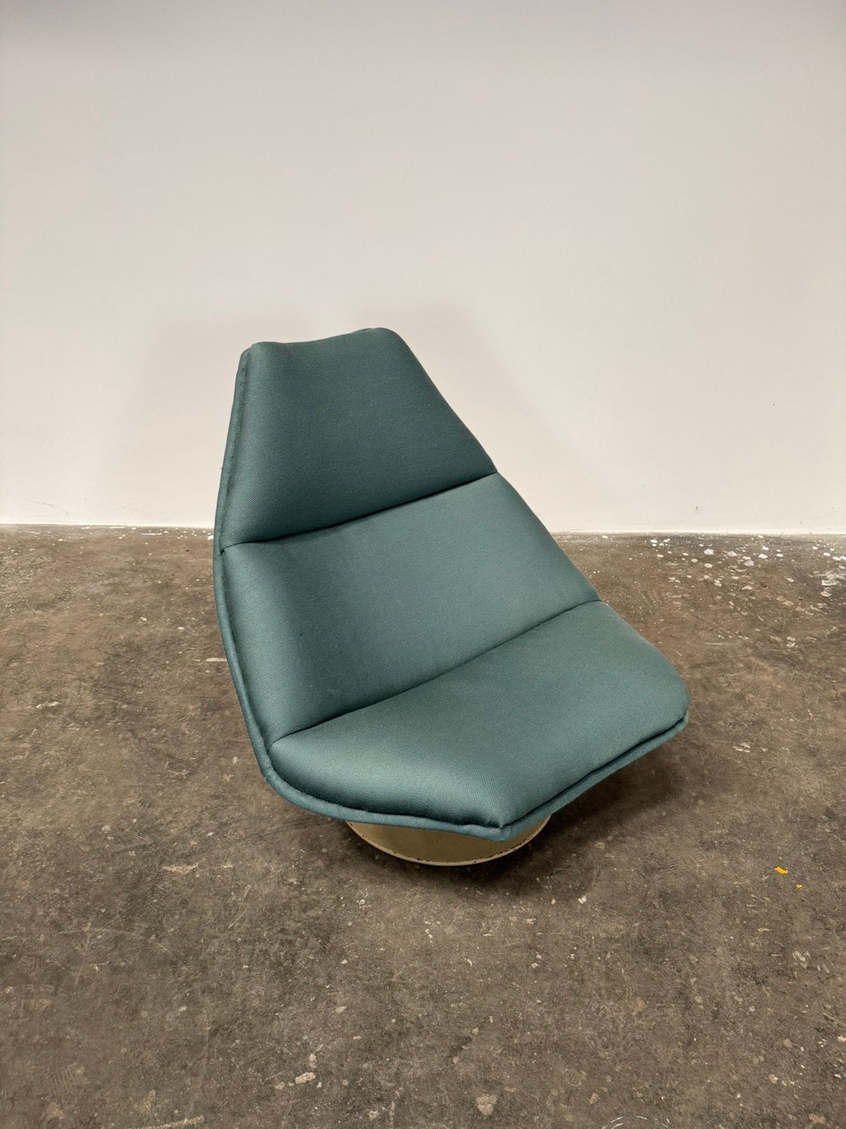Artifort F511 blauw Geoffrey Harcourt, Ophalen of Verzenden, Zo goed als nieuw, 75 tot 100 cm