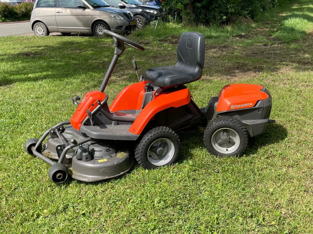 Husqvarna R112iC, Tuin en Terras, Zitmaaiers, Ophalen, Gebruikt, Elektrische starter, Minder dan 90 cm