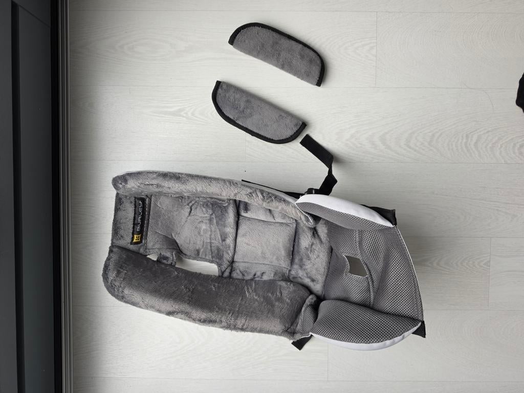 Burley babyzit babysnuggler verkleiner, Ophalen of Verzenden, Nieuw, Hondenkar