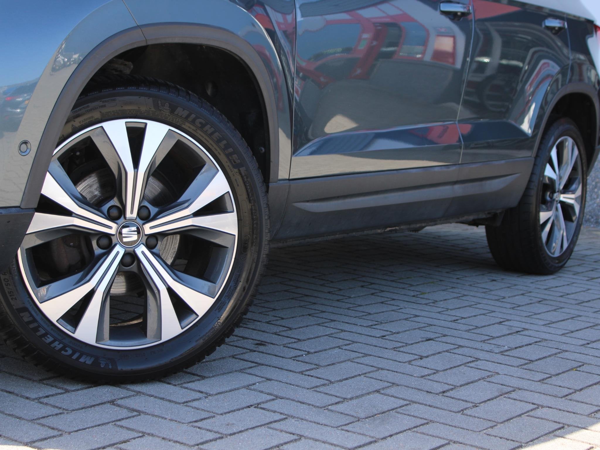 SEAT Ateca 1.5 TSI Xcellence Business Intense Automaat Voorr, Auto's, Seat, 12 maanden, 4 cilinders, Bedrijf, 1600 kg