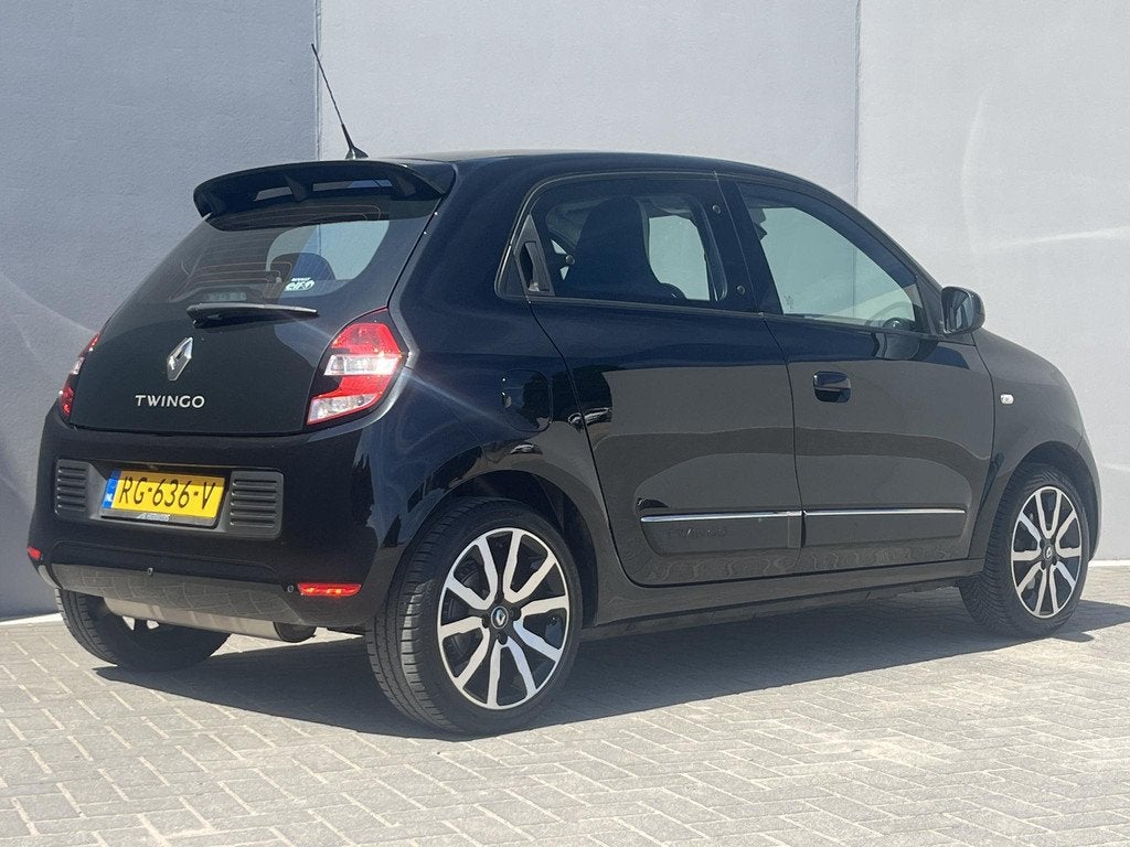 Renault Twingo TCe 90 Intens / Automaat / All Season Banden, Auto's, Renault, 898 cc, Euro 6, 4 stoelen, Leder en Stof