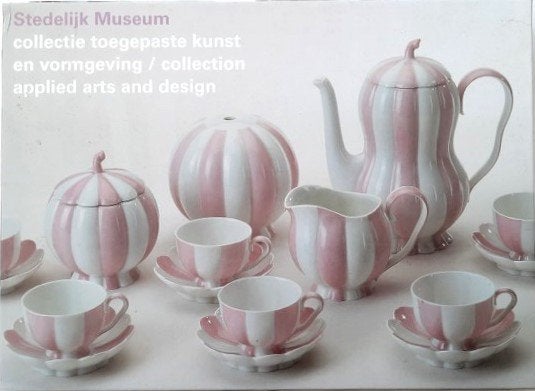Luxe cardbox Stedelijk Museum collectie toegepaste kunst en, Ophalen, Nieuw, Overige onderwerpen
