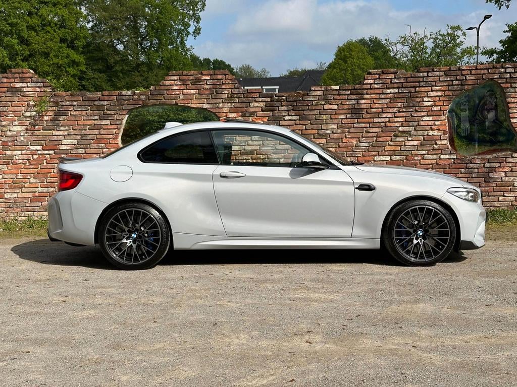BMW m2 410pk  DCT 2020 Grijs alcantara carbon, Auto's, Automaat, Achterwielaandrijving, 4 stoelen, Leder