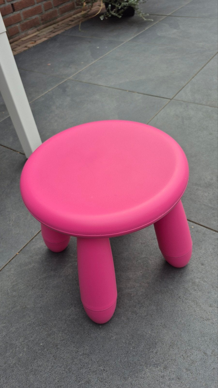 IKEA Mammut kruk en tafeltje (wit/roze), Ophalen, Tafel(s) en Stoel(en)