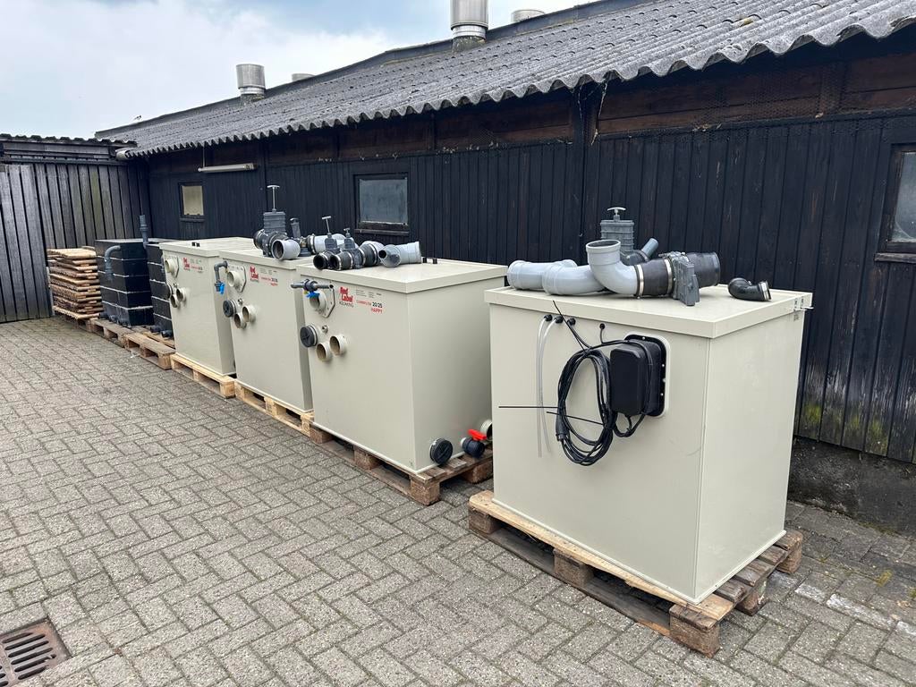 Red Label Aquaking Combifilter 20/25 Happy - 1-2 jaar oud, Tuin en Terras, Vijver-toebehoren, Gebruikt, Koiimportjanssen@gmail.com