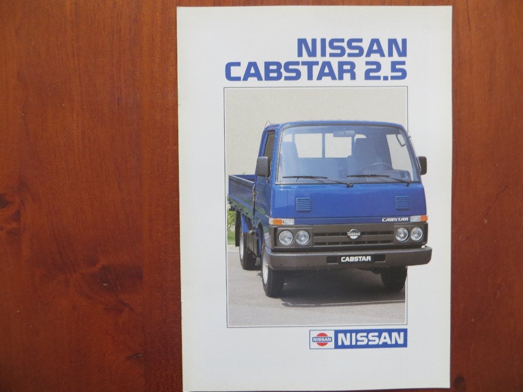 Nissan Cabstar 2.5 (aug. 1989), Ophalen of Verzenden, Nieuw, Nissan
