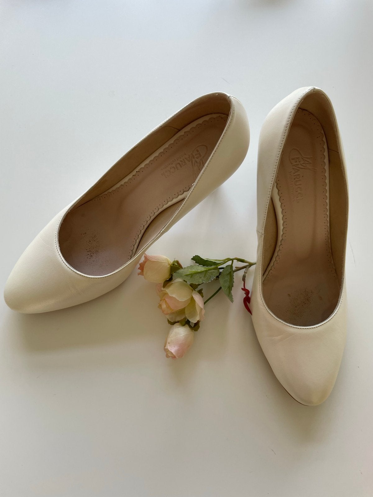Fiarucci Silvana Perle bruids Pumps leer Maat 39, Ophalen of Verzenden, Zo goed als nieuw, Wit, Pumps