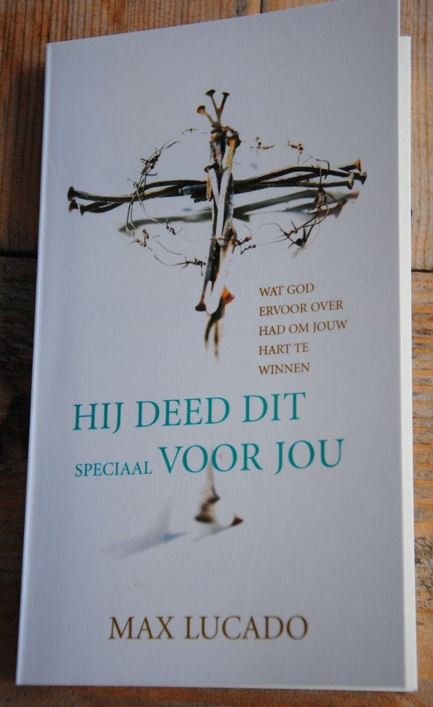 Hij deed dit speciaal voor jou / Max Lucado., Ophalen of Verzenden, Zo goed als nieuw, Christendom | Protestants