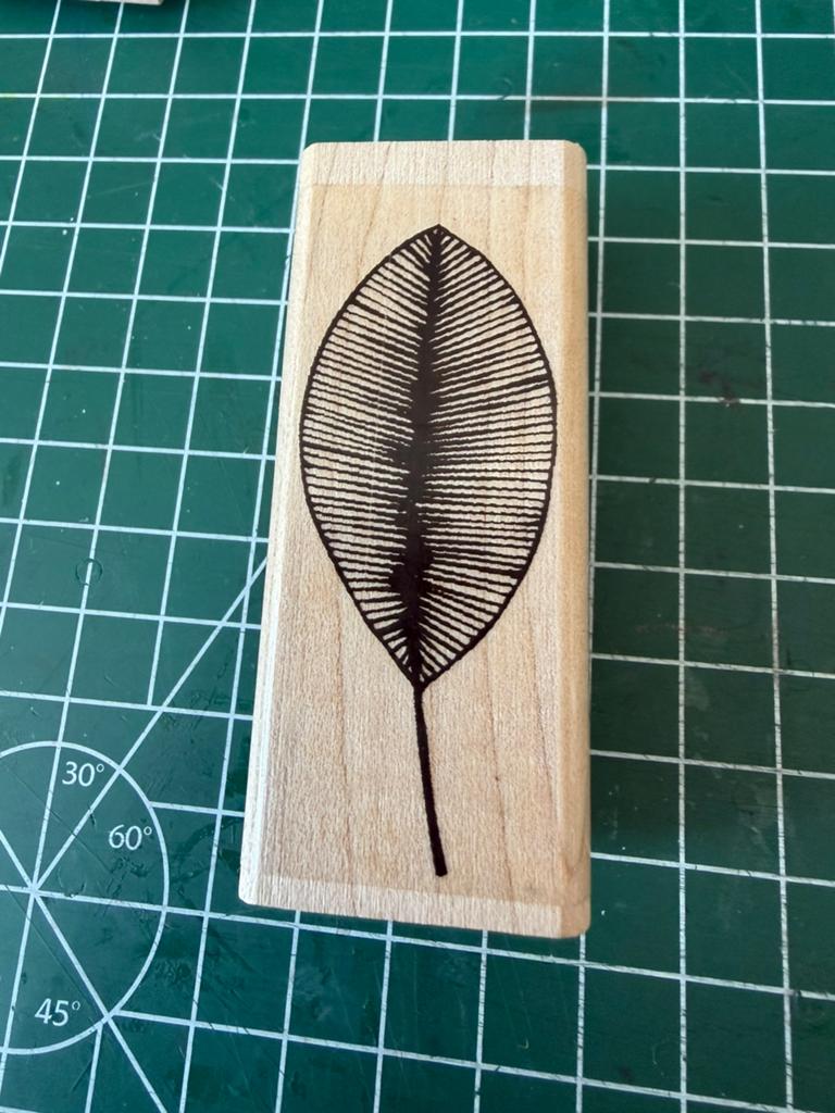 Ludiec S00613 abstract leaf, Ophalen of Verzenden, Houten stempel