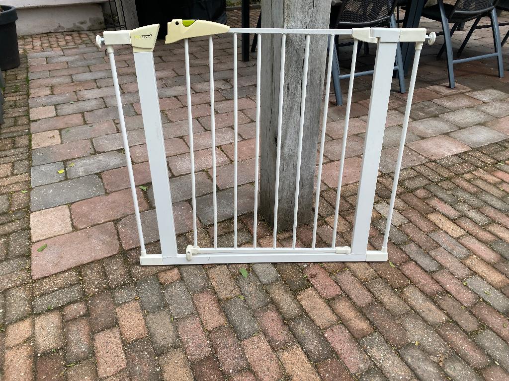 Te koop traphekje en schommel, Ophalen, Zo goed als nieuw