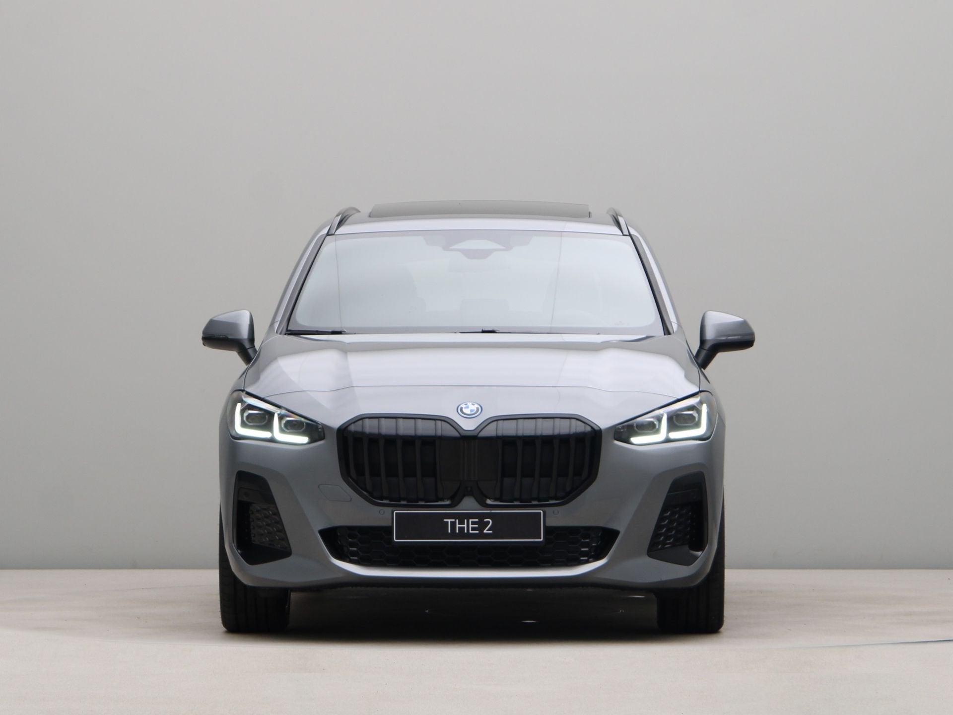 BMW 2 Serie Active Tourer 225e xDrive (bj 2026, automaat), Auto's, Automaat, 1800 kg, Zwart, 38 km/l