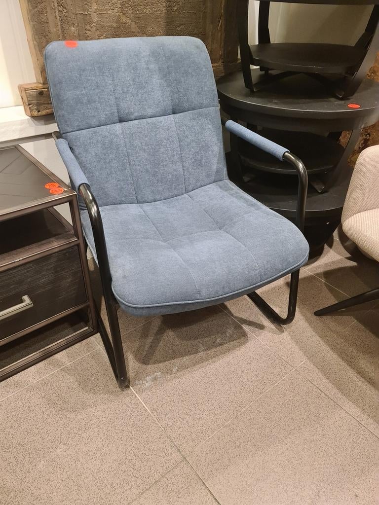 Nieuwe fauteuil LaChair blauw stof slede uitvoering €95, Ophalen, Industrieel landelijk barok brocante koloniaal boheems vintage