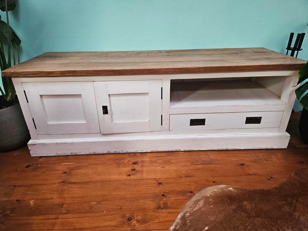 Landelijk TV-meubel met opbergruimte - 150x50x50 cm, Huis en Inrichting, Kasten | Televisiemeubels, Gebruikt, 100 tot 150 cm, 50 tot 75 cm