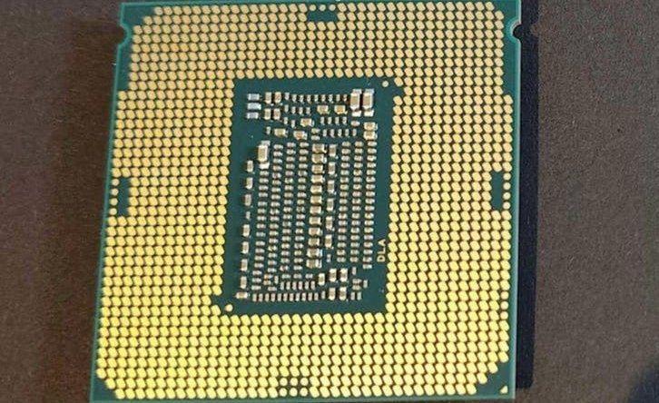 Intel Core i7-9700K Processor - Zo goed als nieuw, Computers en Software, Processors, Ophalen of Verzenden, Zo goed als nieuw