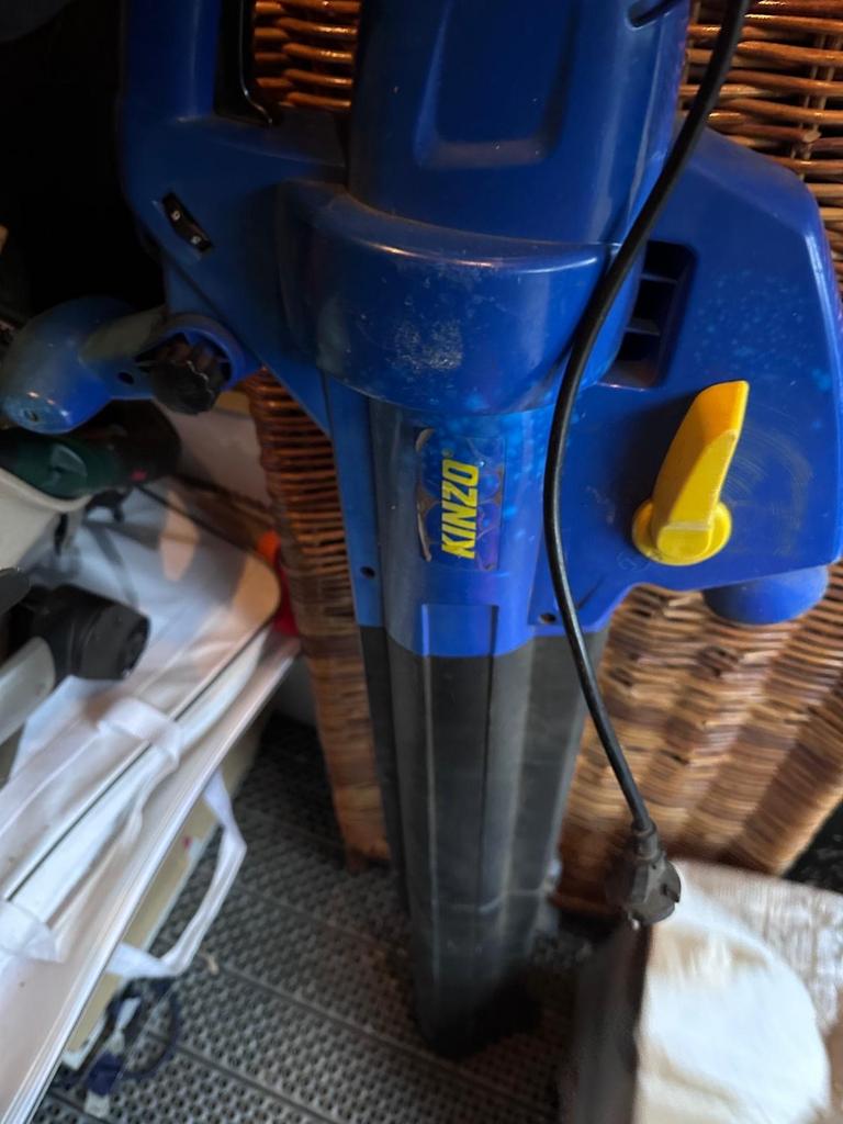 Kinzo Elektrische Bladblazer - Krachtig en Betrouwbaar, Ophalen of Verzenden, Zo goed als nieuw, Elektrisch, Handgedragen