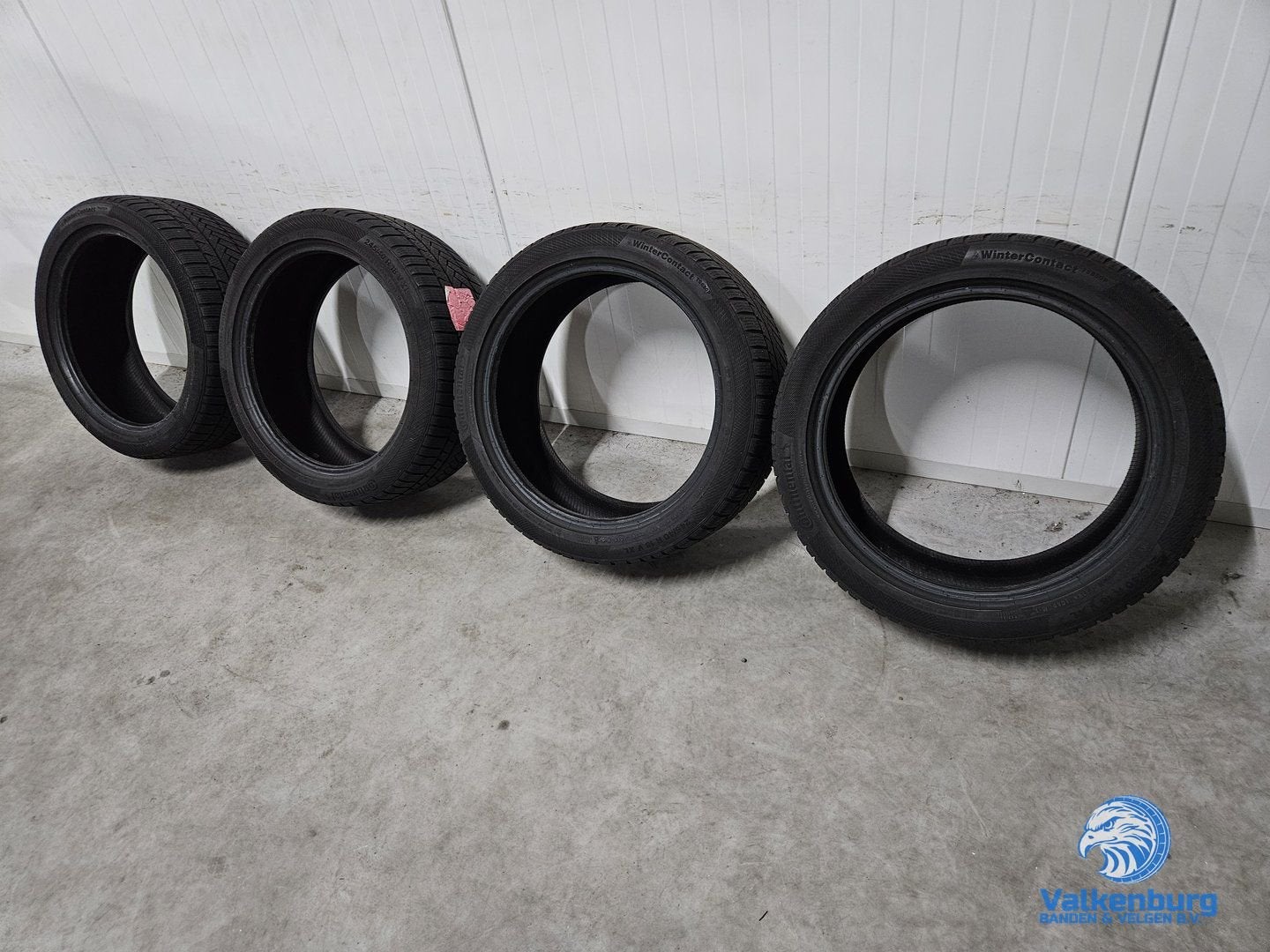 6mm! Winterbanden 245/40R18 Continental WinterContact TS850P