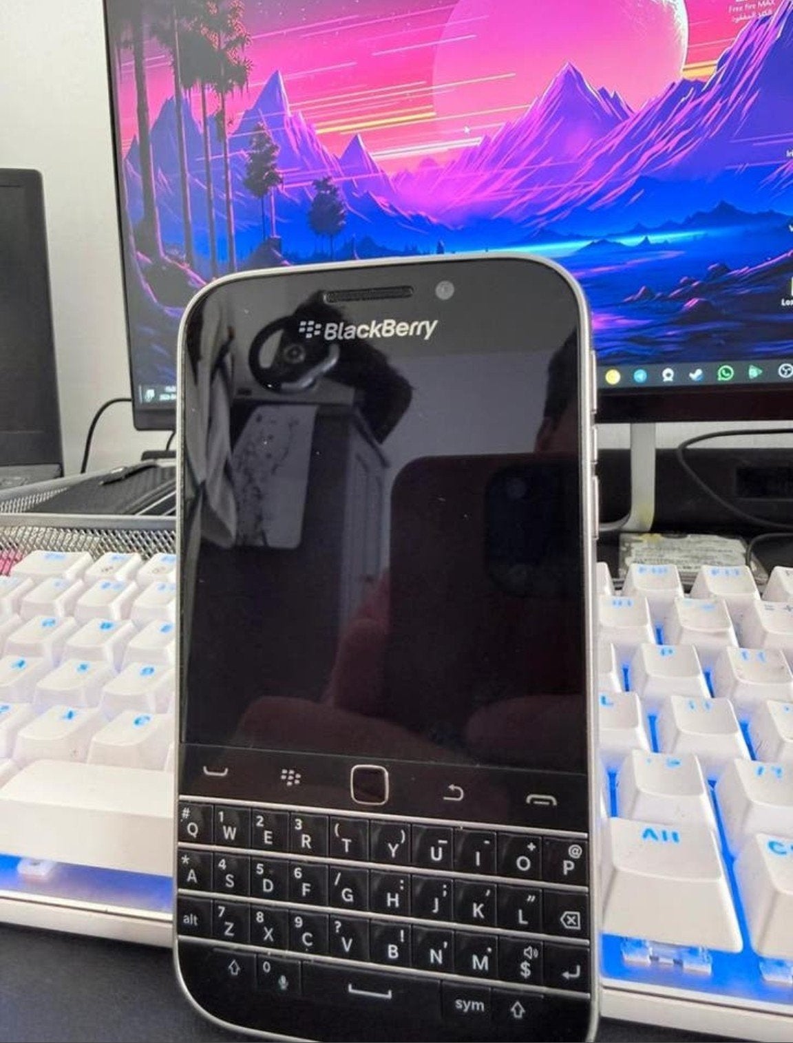 Als nieuw werkend blackberry classic Q20

 toestel is simlo, Telecommunicatie, Ophalen of Verzenden, Zo goed als nieuw