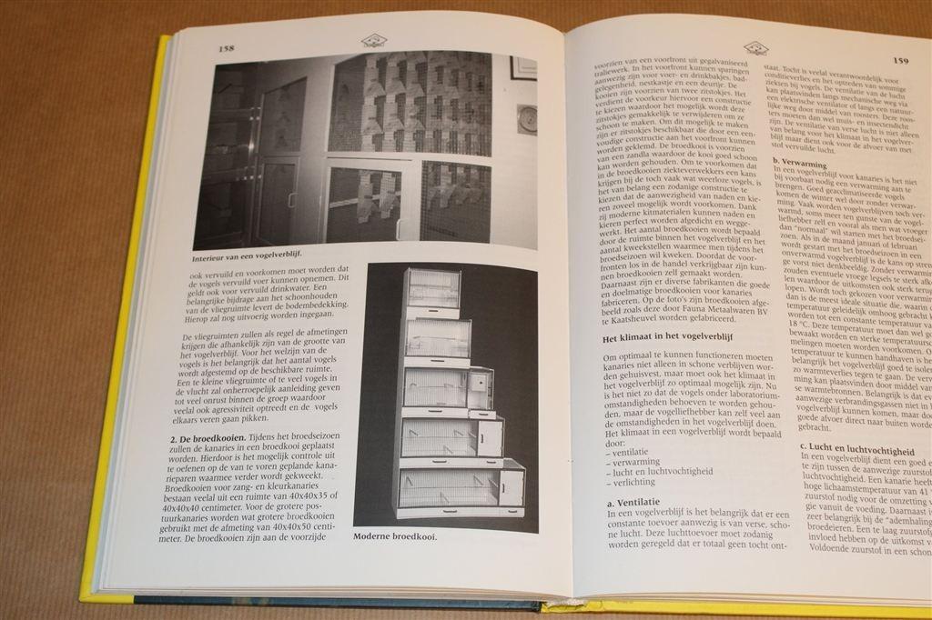 Kanaries — Kweken, Zang, Kleur & Postuur [Handboek], Boeken, Dieren en Huisdieren, Ophalen of Verzenden, Zo goed als nieuw, Honden