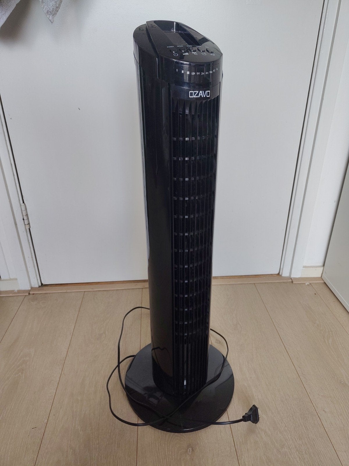 OZAVO Torenventilator met Afstandsbediening, Witgoed en Apparatuur, Ventilatoren, Ophalen, Ventilator met afstandsbediening, Zo goed als nieuw