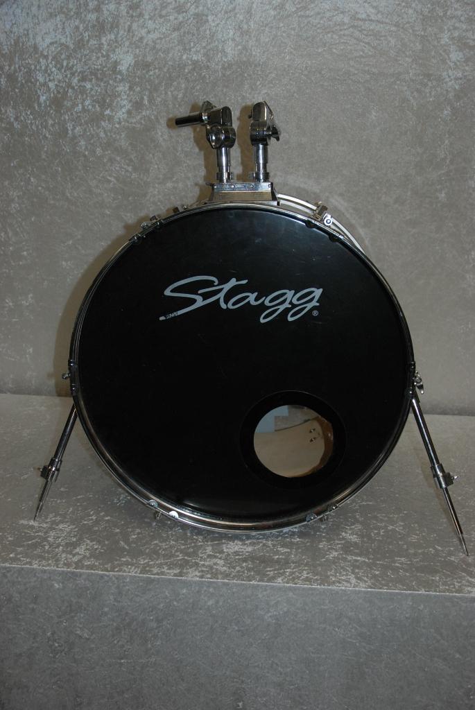Stagg Tim basdrum wijnrood 22x16 inch  <25252508>, Gebruikt, Stagg, ., Drums of Percussie