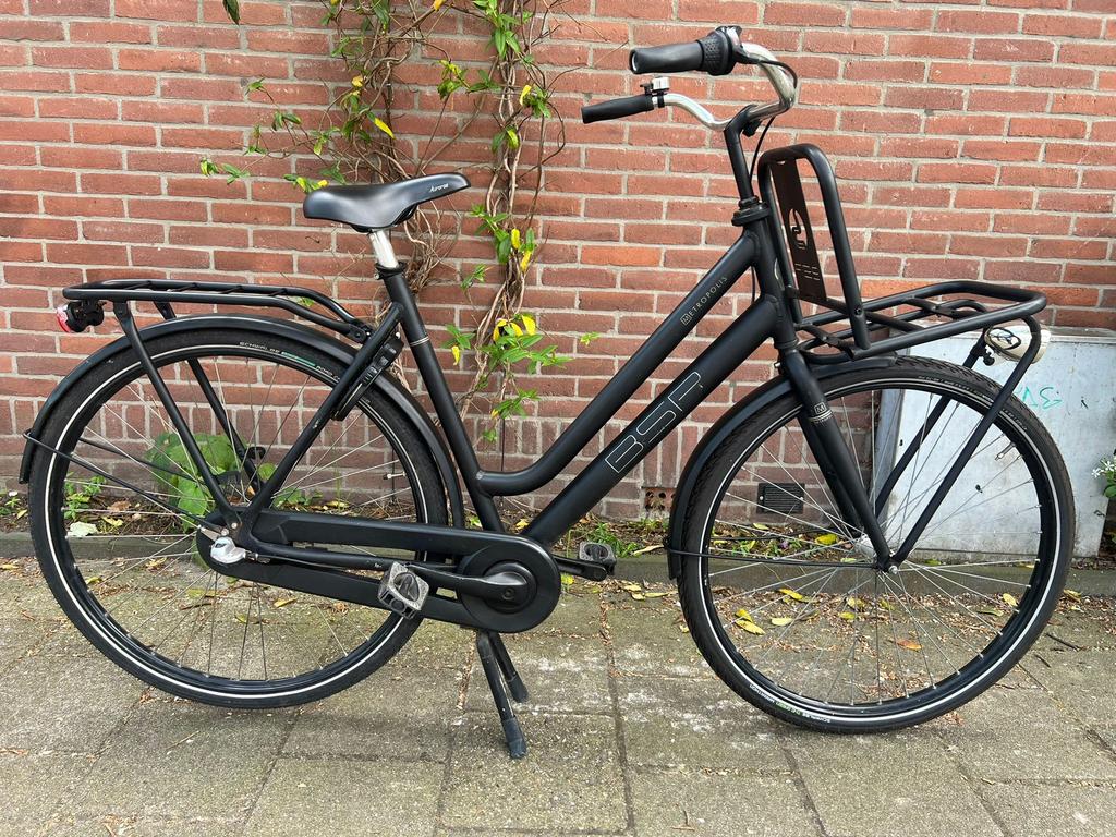 BSP damesfiets 28 inch 3 versnelling zwart, Terugtraprem, Versnellingen, 56 cm of meer, Zo goed als nieuw
