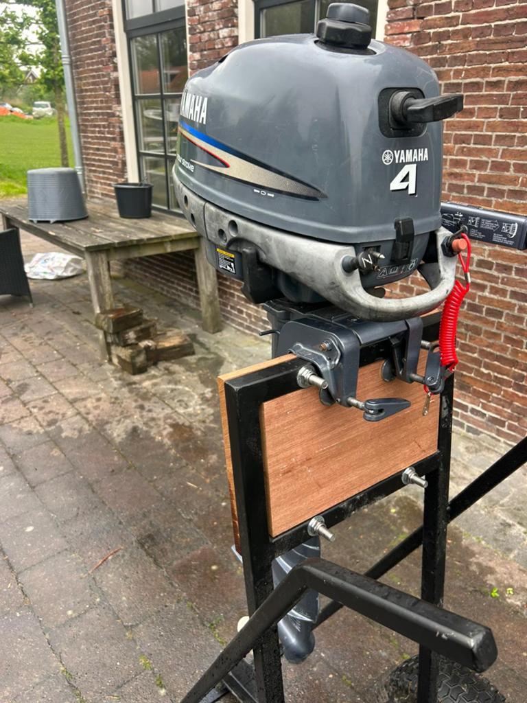 Yamaha 4pk 4-takt langstaart, Watersport en Boten, Buiten- en Binnenboordmotoren, Ophalen, Gebruikt, Minder dan 5 pk, Viertaktmotor