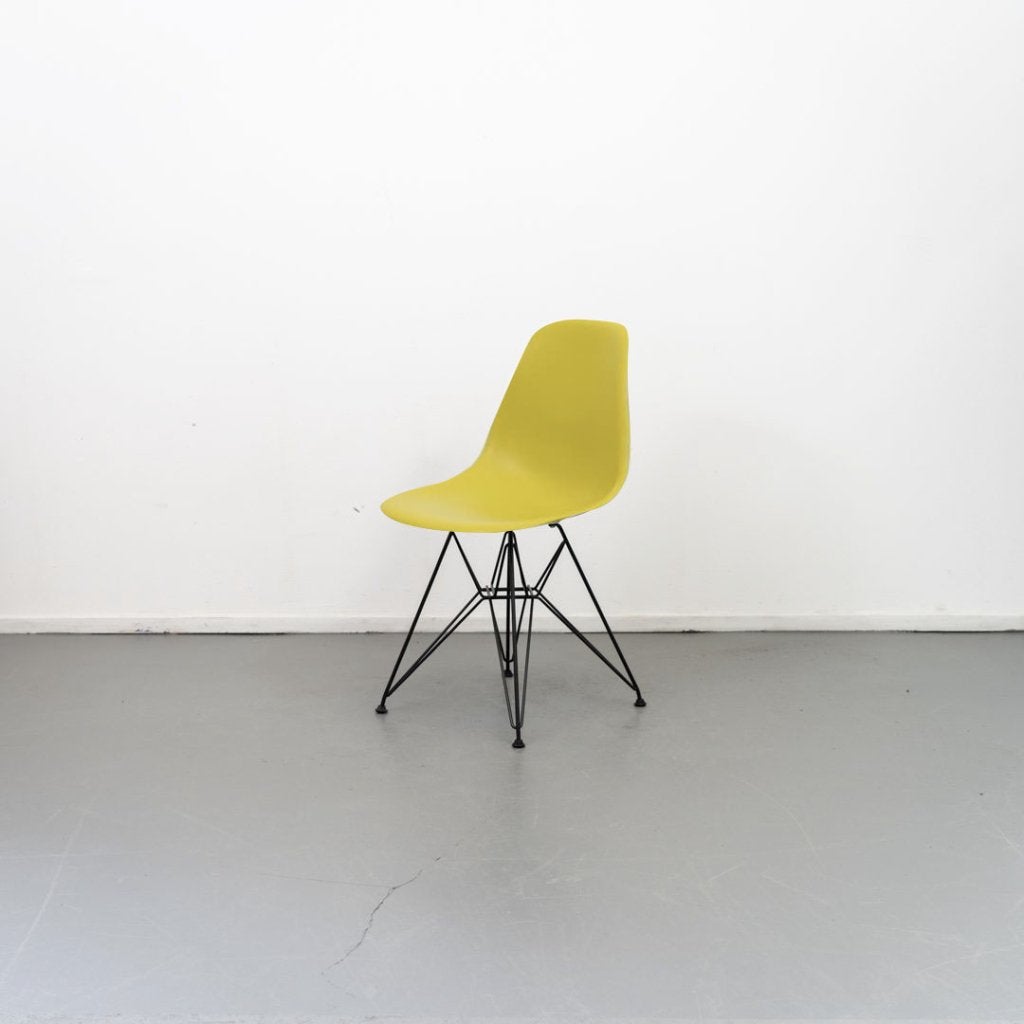8x Vitra Eames DSR stoel mosterdgroen – zwart frame, Niet ingevuld, Gebruikt, Overige kleuren, Niet ingevuld