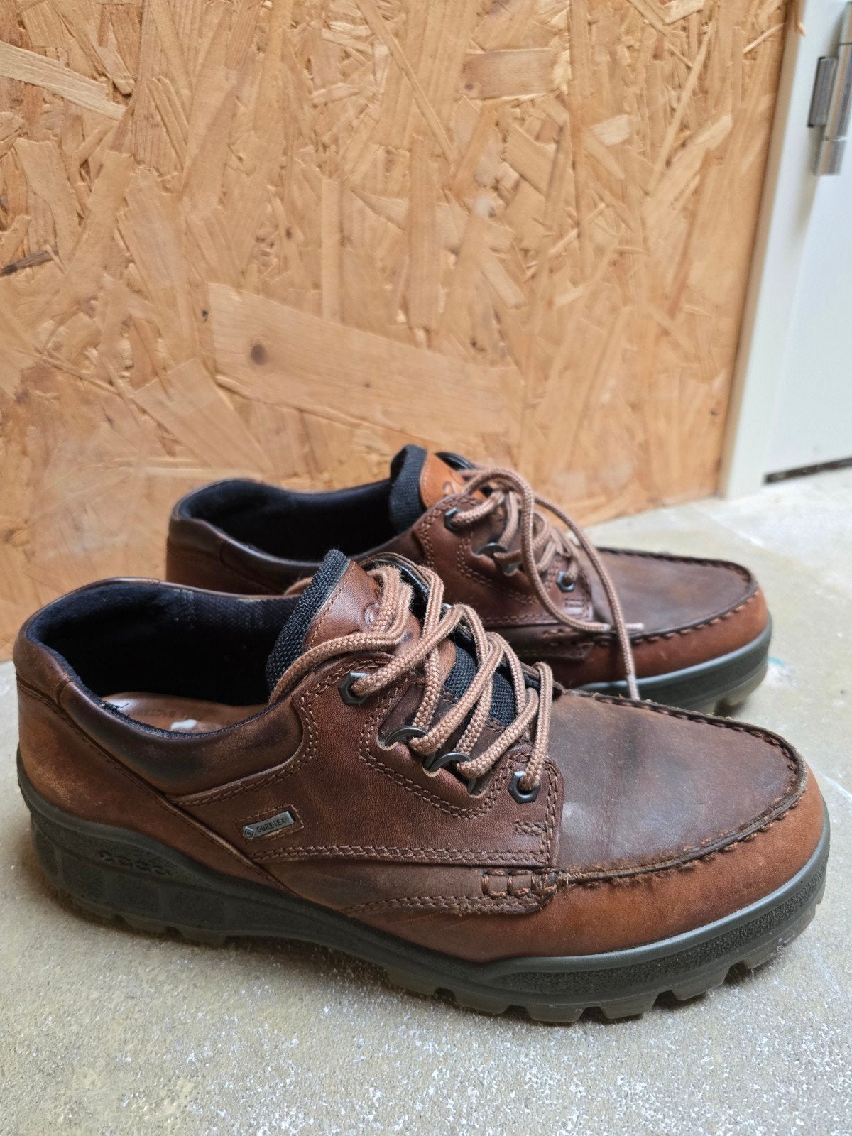 ECCO mt 43 Track leren Gore-Tex veterschoen bruin, Ecco, Bruin, Verzenden, Zo goed als nieuw