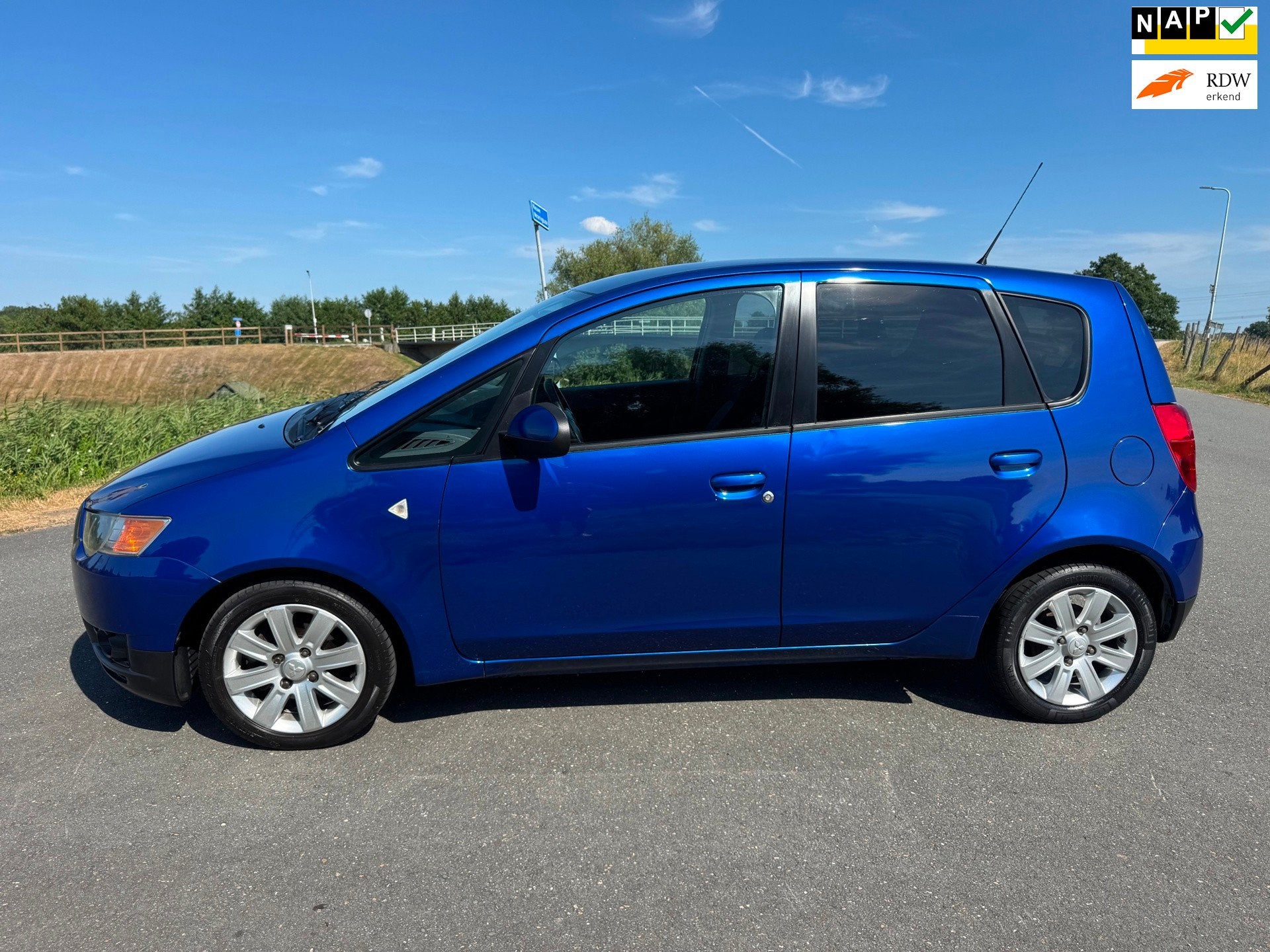Mitsubishi Colt 1.3 Edition Two, Stof, Gebruikt, 31 €/maand, Blauw