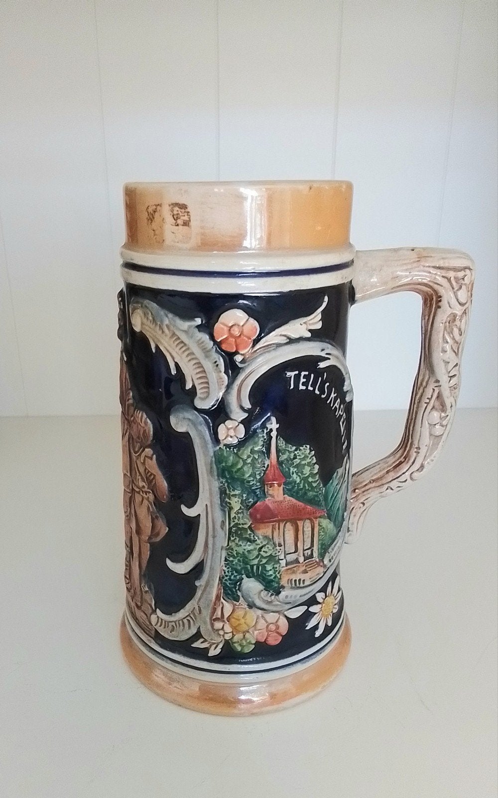 Bierbeker 17cm, geglazuurd keramiek/ jaren 80/ Wilhelm tell, Ophalen of Verzenden, Zo goed als nieuw, Glas of Glazen, Overige merken
