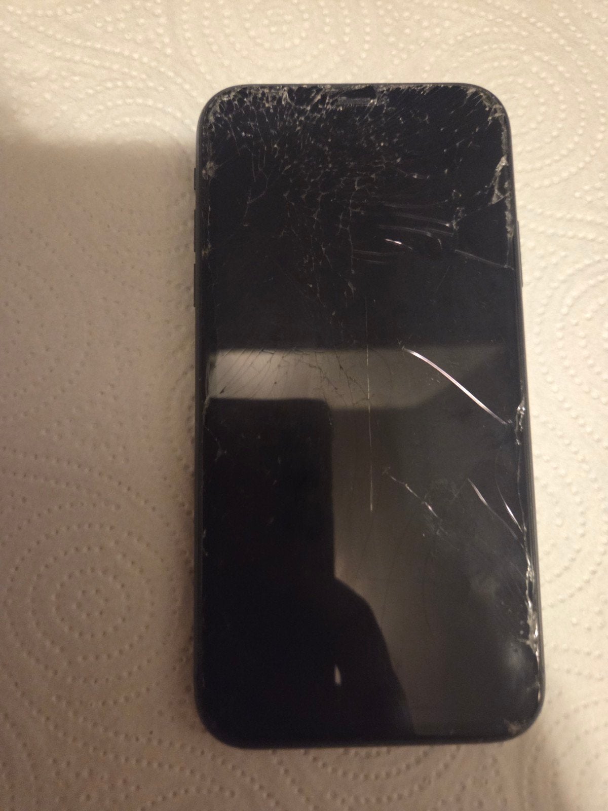 iPhone 11 Zwart - Voor onderdelen, Ophalen of Verzenden, Zwart, IPhone 11