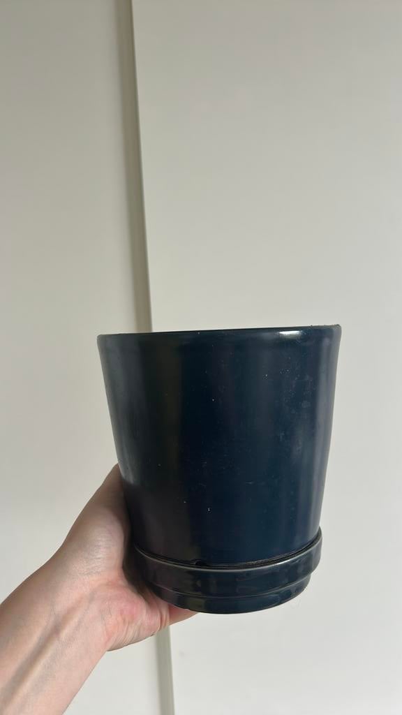 Ikea dark blue pot, Tuin en Terras, Bloempotten, Rond, Ophalen of Verzenden, Zo goed als nieuw, Aardewerk