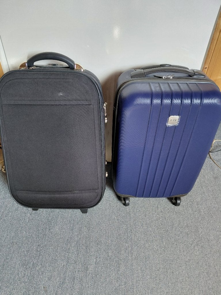 2 koffers, Ophalen, Zo goed als nieuw, Overige materialen, 70 cm of meer