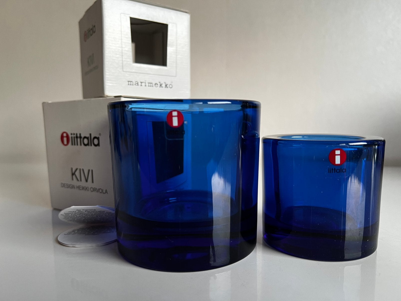 Nieuw Iittala Kivi Glas Kandelaar Ultramarine Blue 65-80 mm, Nieuw, Ophalen of Verzenden, Glas, Kandelaar