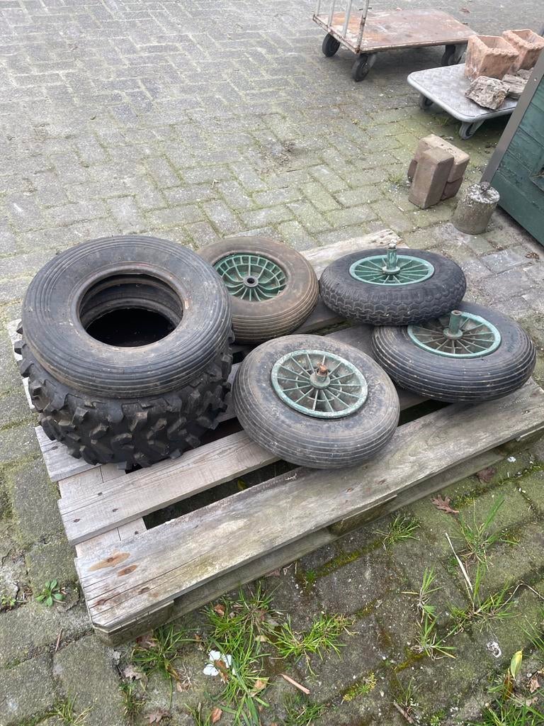 Kruiwagenwielen - Diverse maten en types, Ophalen, Gebruikt, Handmatig