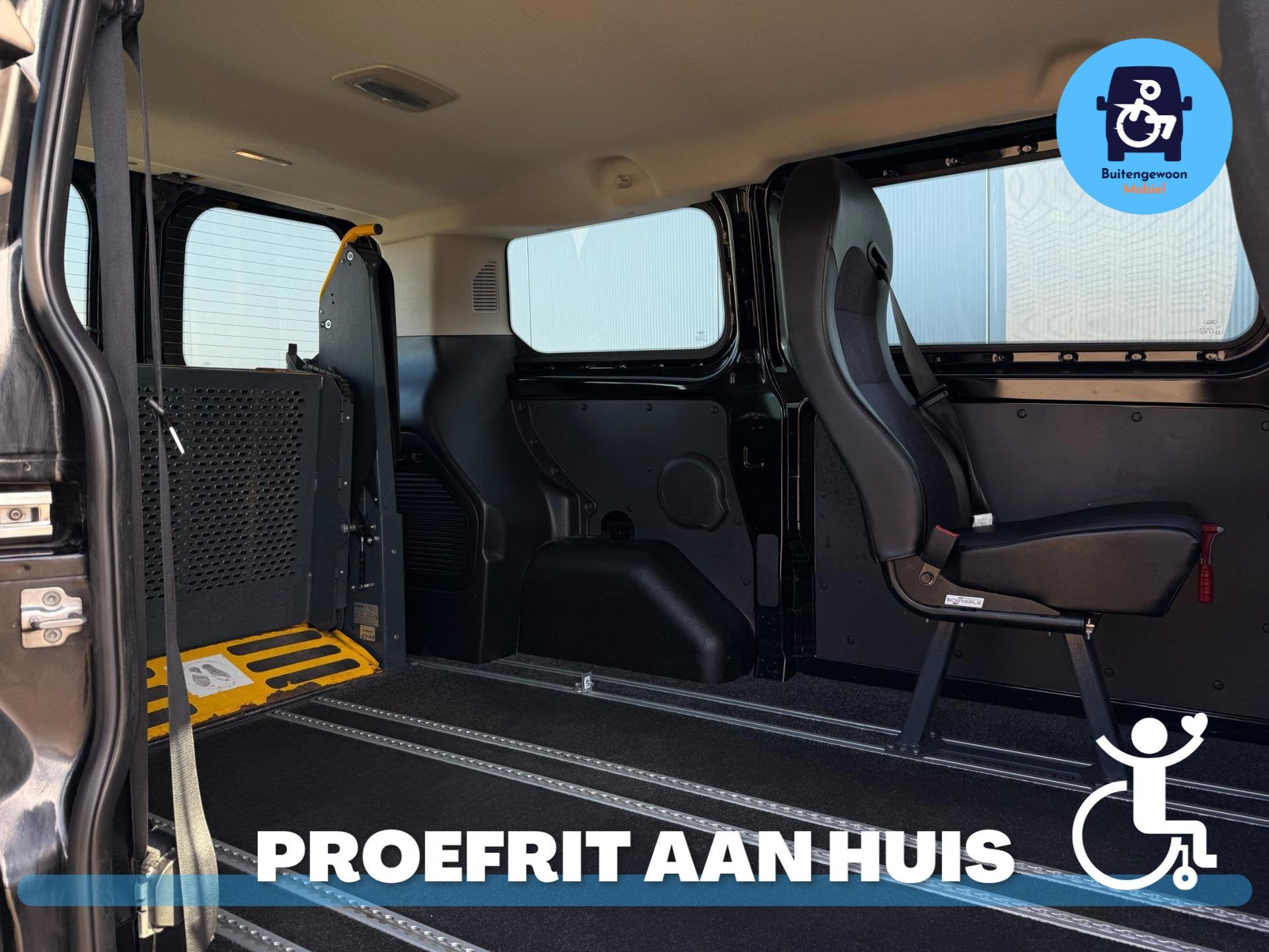 Ford Transit Custom Rolstoelbus L1H1| 4 personen, Auto's, Voorwielaandrijving, Stof, Gebruikt, Zwart