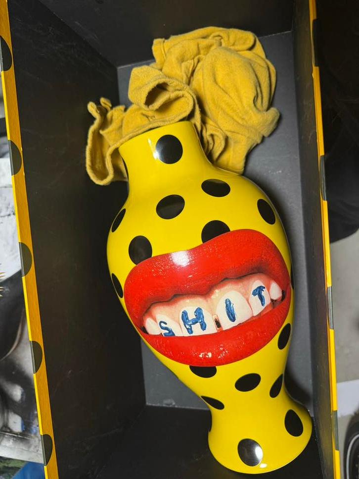 Seletti Toiletpaper vaas Shit - Geel met stippen, Geel, Aardewerk of Porselein, Ophalen of Verzenden, Zo goed als nieuw