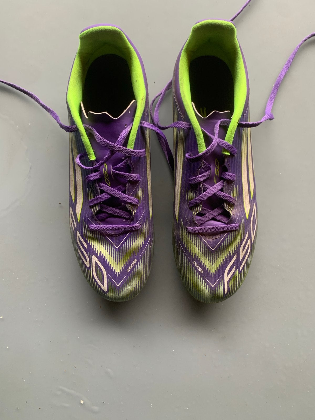 Adidas F50 voetbalschoenen - Paars/Groen, Ophalen of Verzenden, Gebruikt, Schoenen