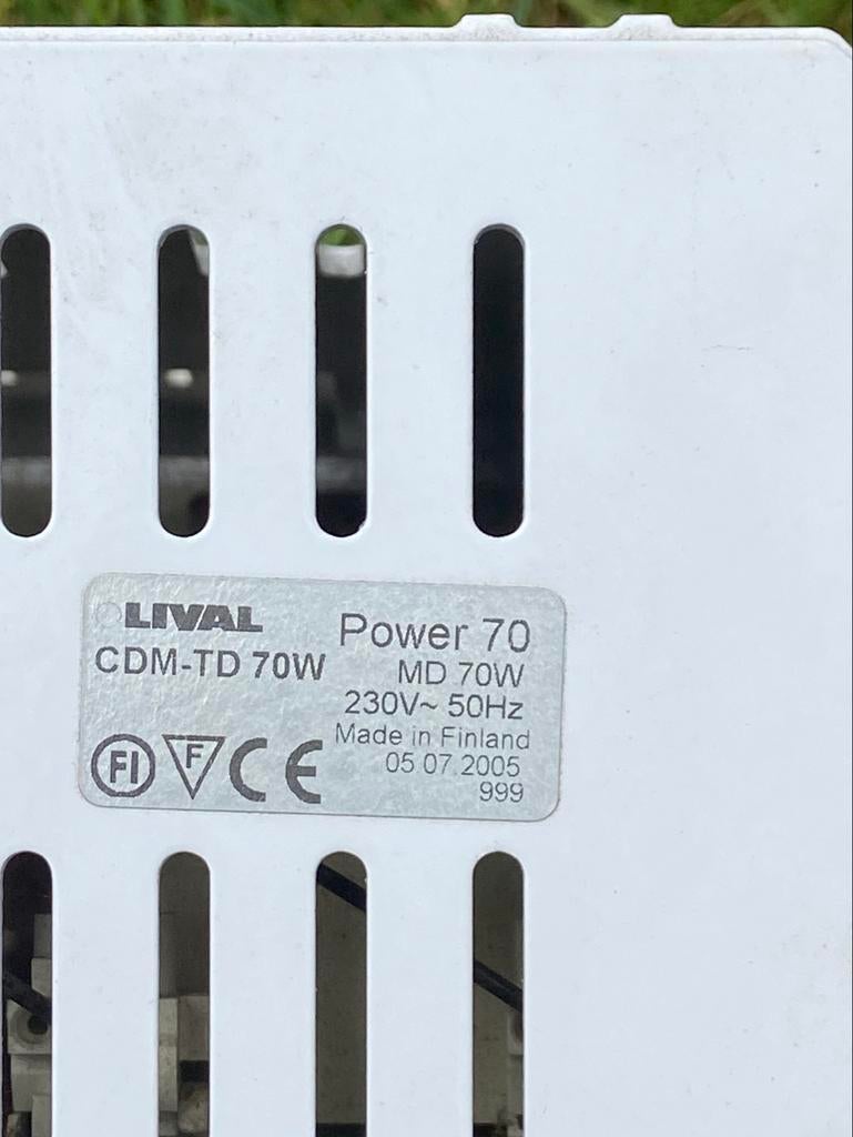 2x Lival Power 70 CDM-TD 70W spots., Huis en Inrichting, Lampen | Losse lampen, Zo goed als nieuw, Halogeen (gloei)lamp, 60 watt of meer