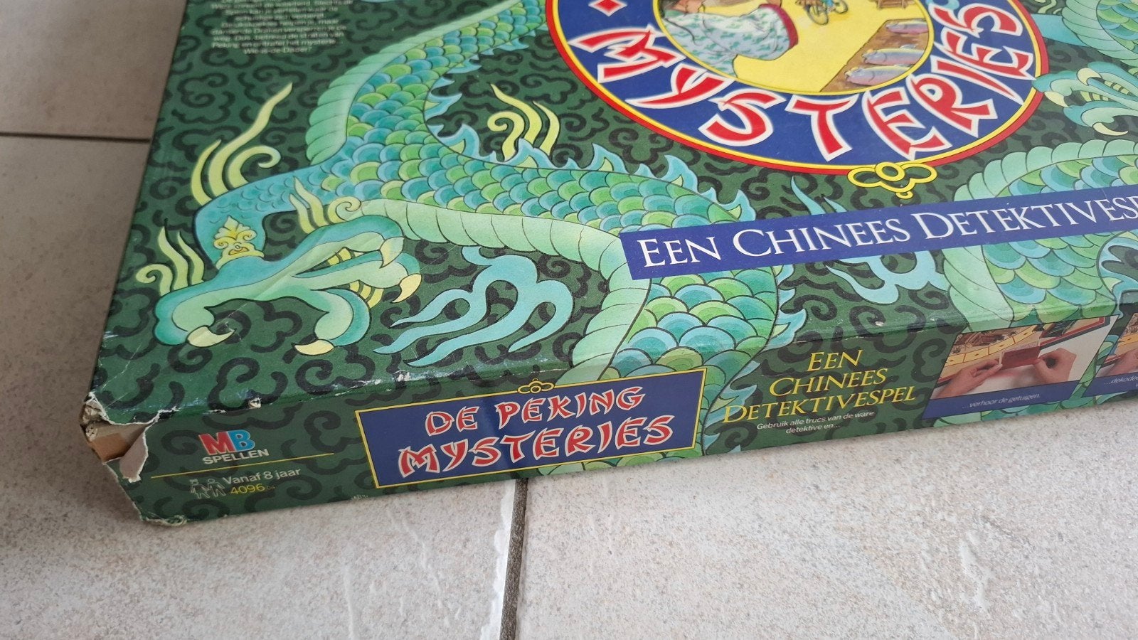 de peking mysteries 1987 origineel compleet bordspel, Hobby en Vrije tijd, Drie of vier spelers, Ophalen of Verzenden, Gebruikt
