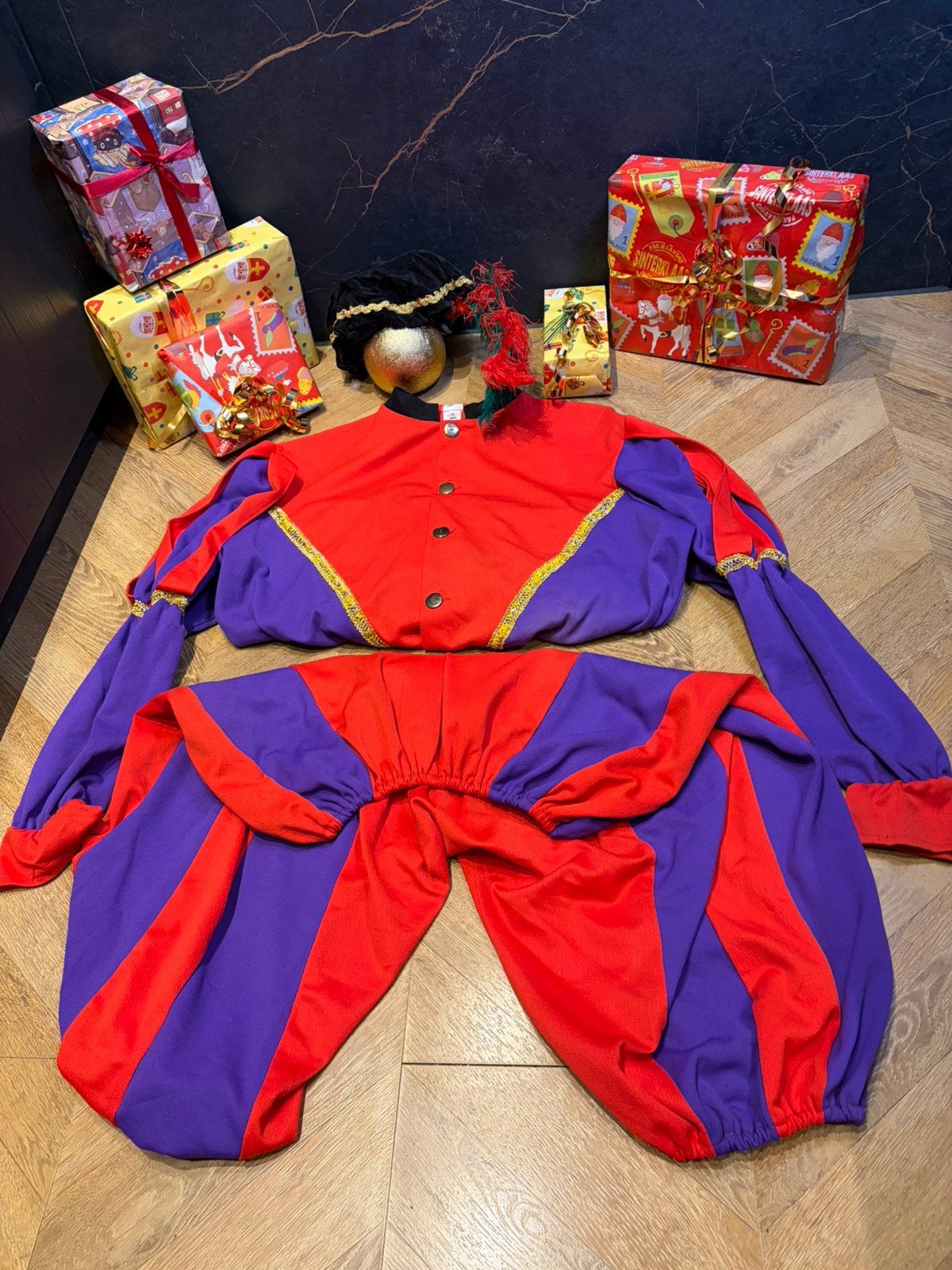 Pietenpak xxl rood paars mooie set sinterklaas zwarte piet, Ophalen of Verzenden, Gebruikt